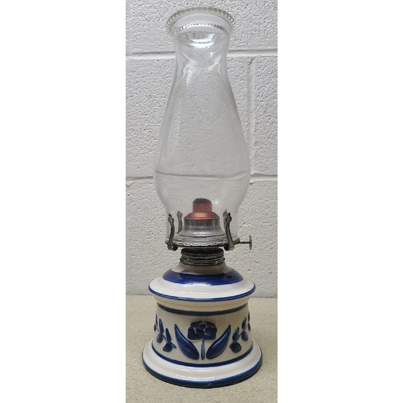 lamplight farms usa kerosene lamp 13-1/4" blue white floral - Picture 4 of 6